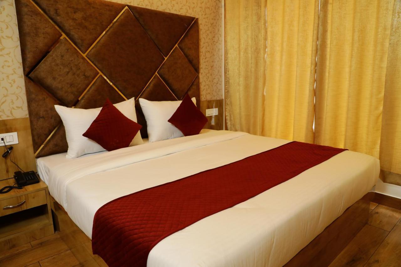 Dee Ess Residency Bed & Breakfast Shimla Exterior foto