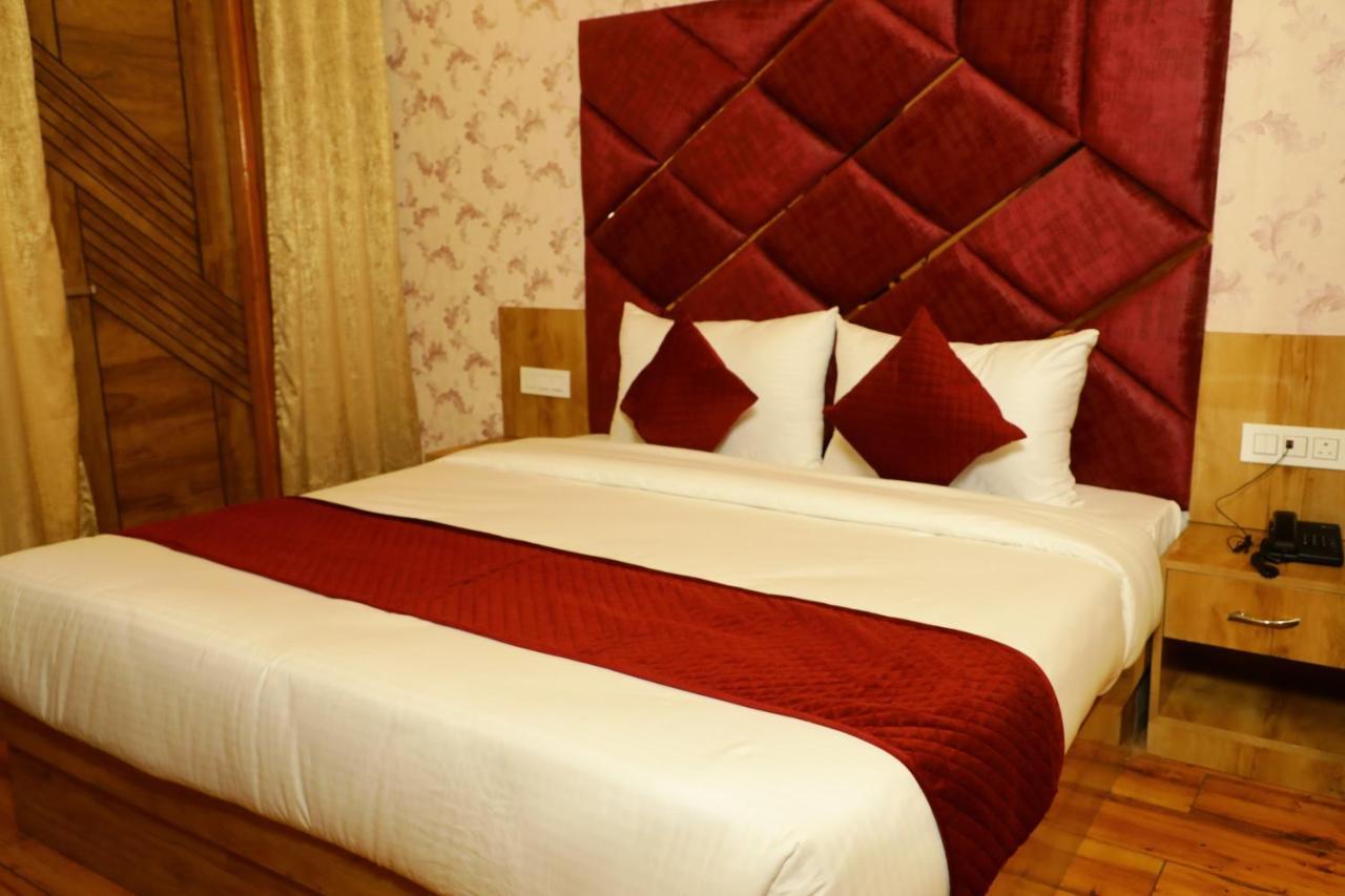 Dee Ess Residency Bed & Breakfast Shimla Exterior foto